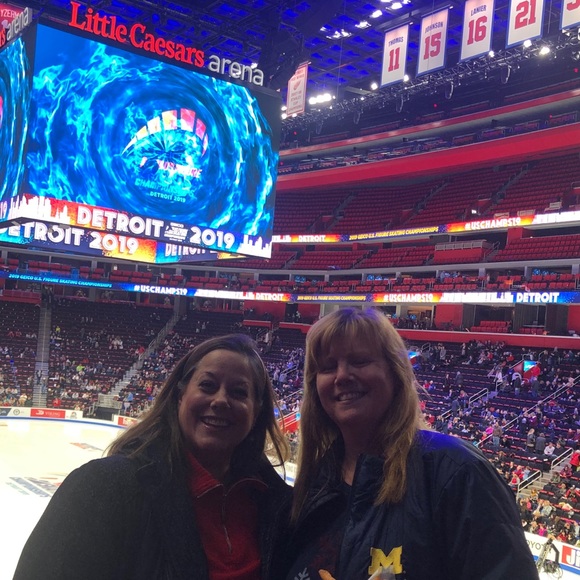 Meet your Posher, Lisa - Picture 1 of 1